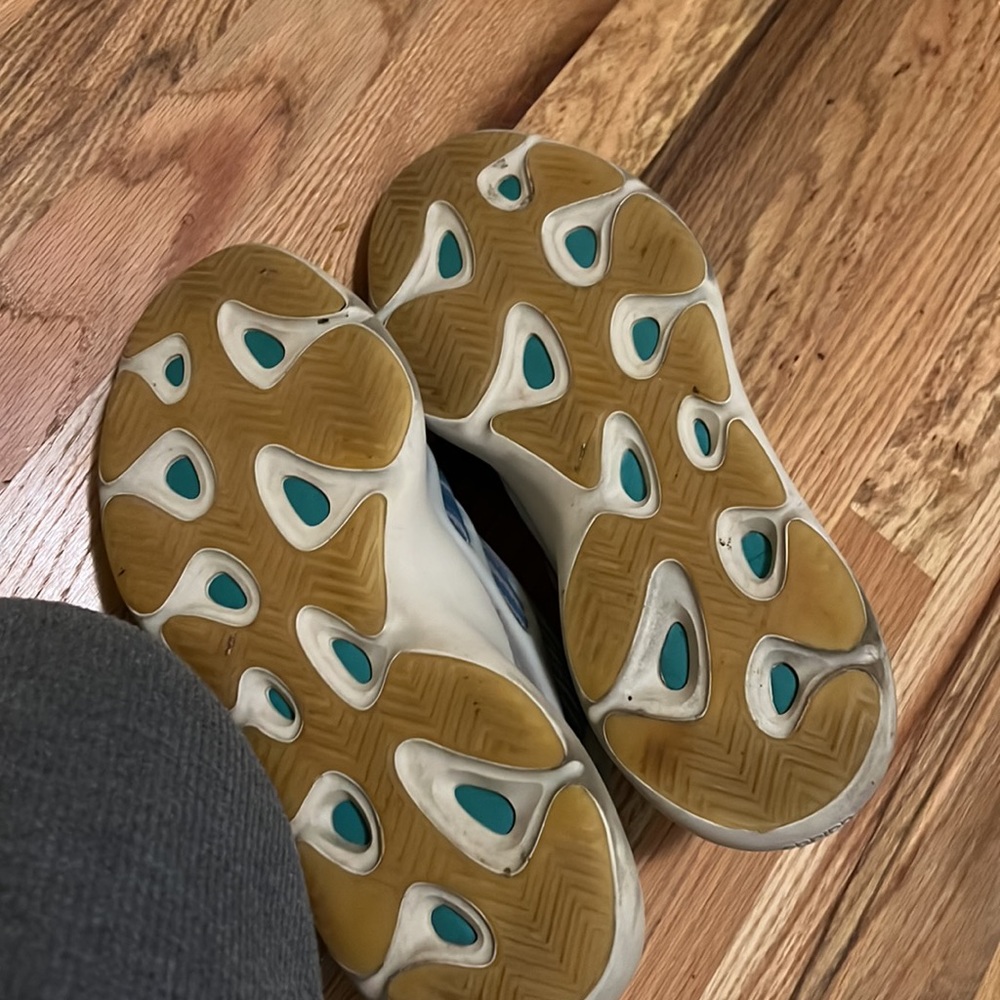 Marks No Sole Inside But Good Condition Great Sneakers/A View 4